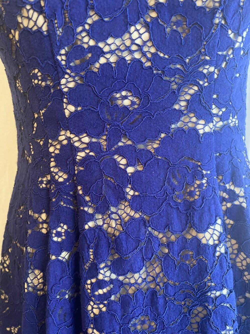 Vince Camuto Royal Blue Lace Fit & Flare Dress Women's Size 0 - Picture 5 of 9